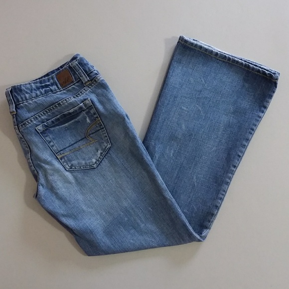 American Eagle Outfitters Denim - AEO Low-Rise Distressed Favorite Boyfriend Jeans